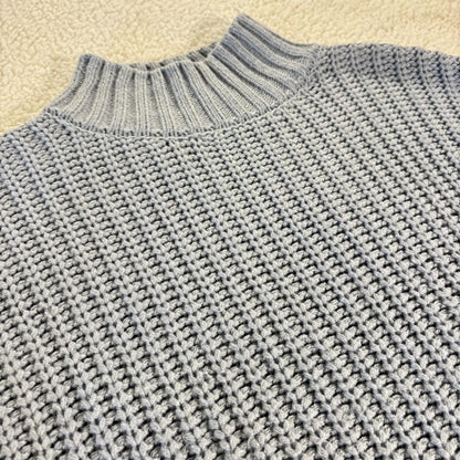 Moon & Madison Blue Puff Balloon Dot Sleeve Cropped Sweater Cozy Medium