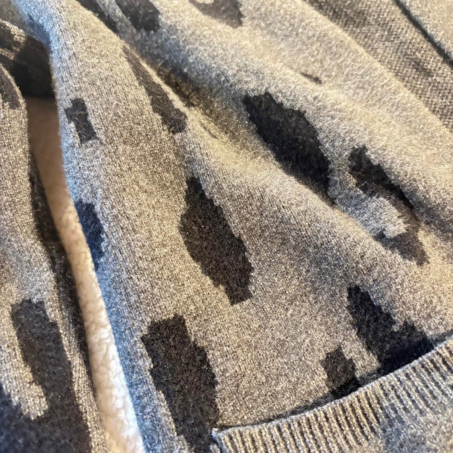 Open Front Cardigan with Pockets Women Size M Gray Black Leopard Print Office