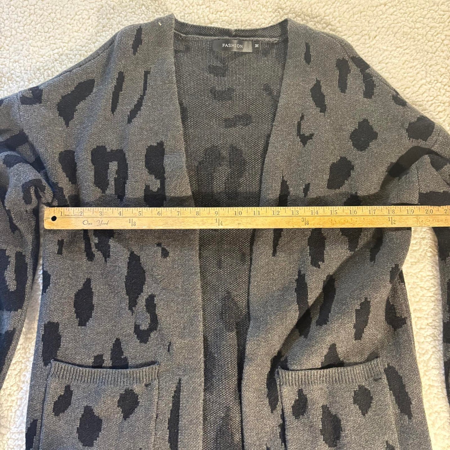 Open Front Cardigan with Pockets Women Size M Gray Black Leopard Print Office