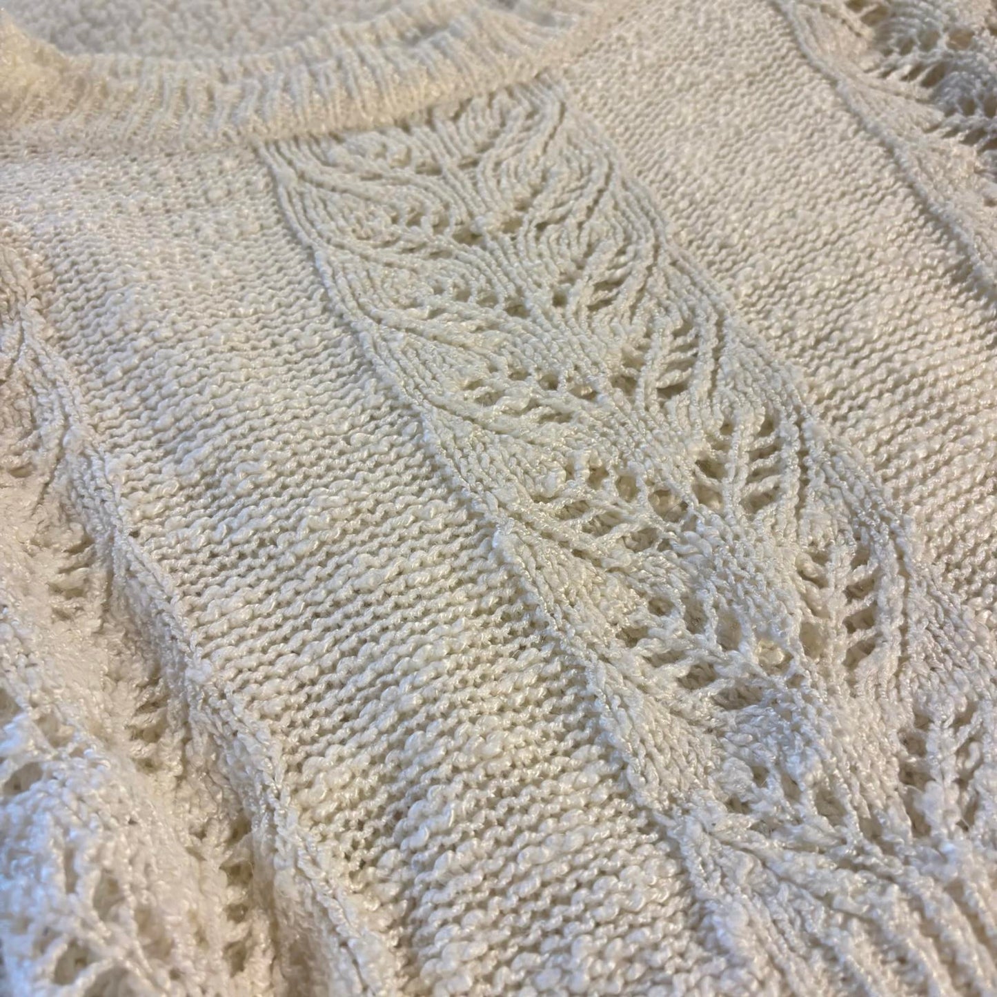 Women’s Altar’d State Knit Cropped Sweater Size L Ivory Scalloped Hem