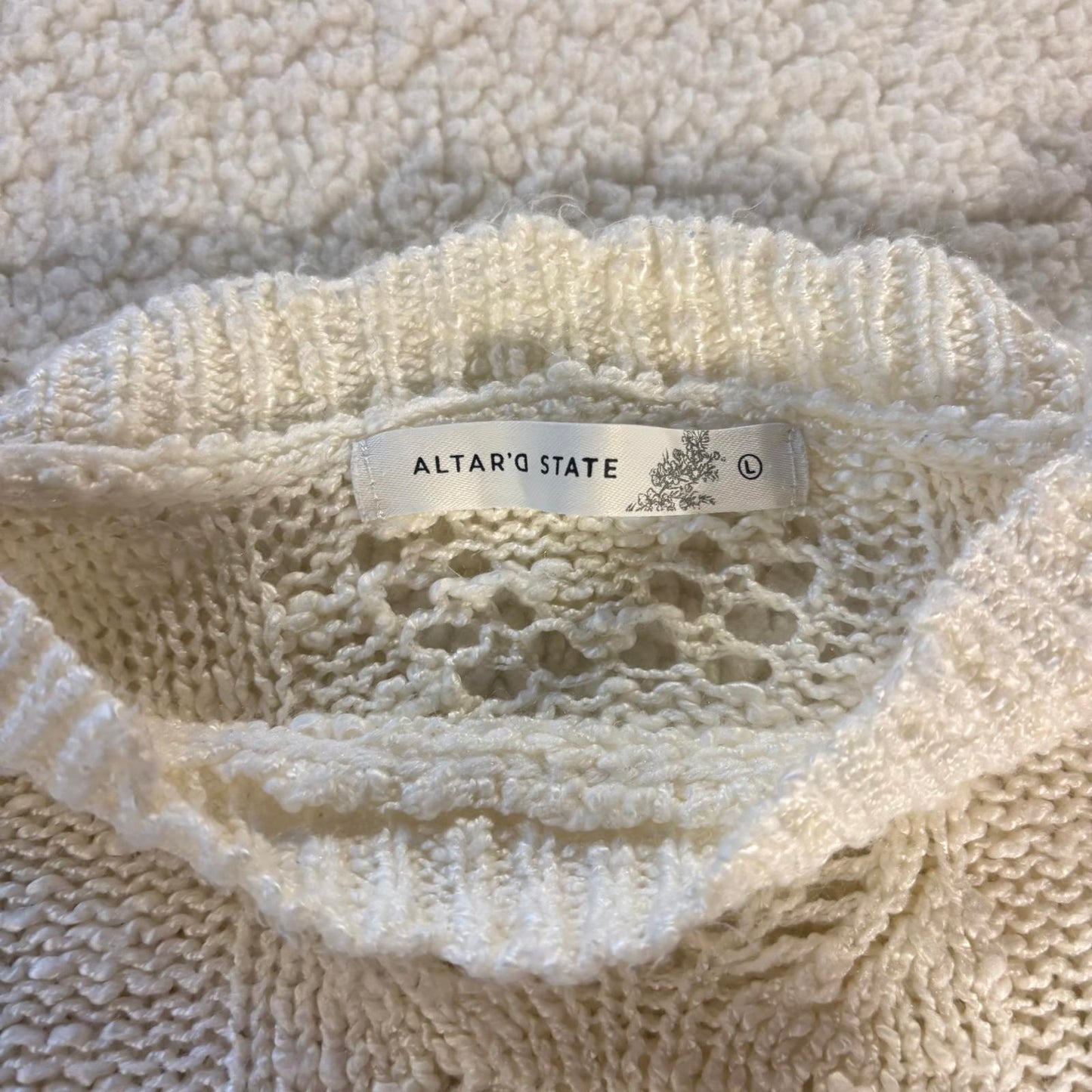 Women’s Altar’d State Knit Cropped Sweater Size L Ivory Scalloped Hem