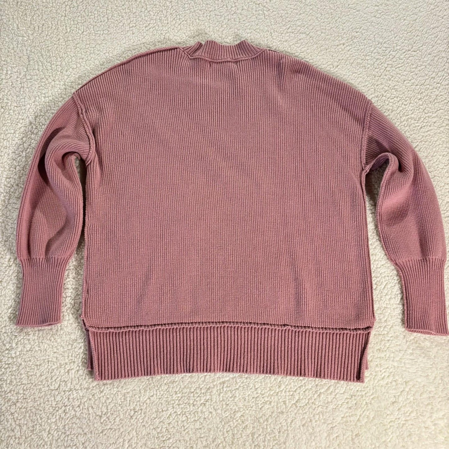 Moon & Madison Pink Knit Sweater Size Medium Cozy Modest EUC