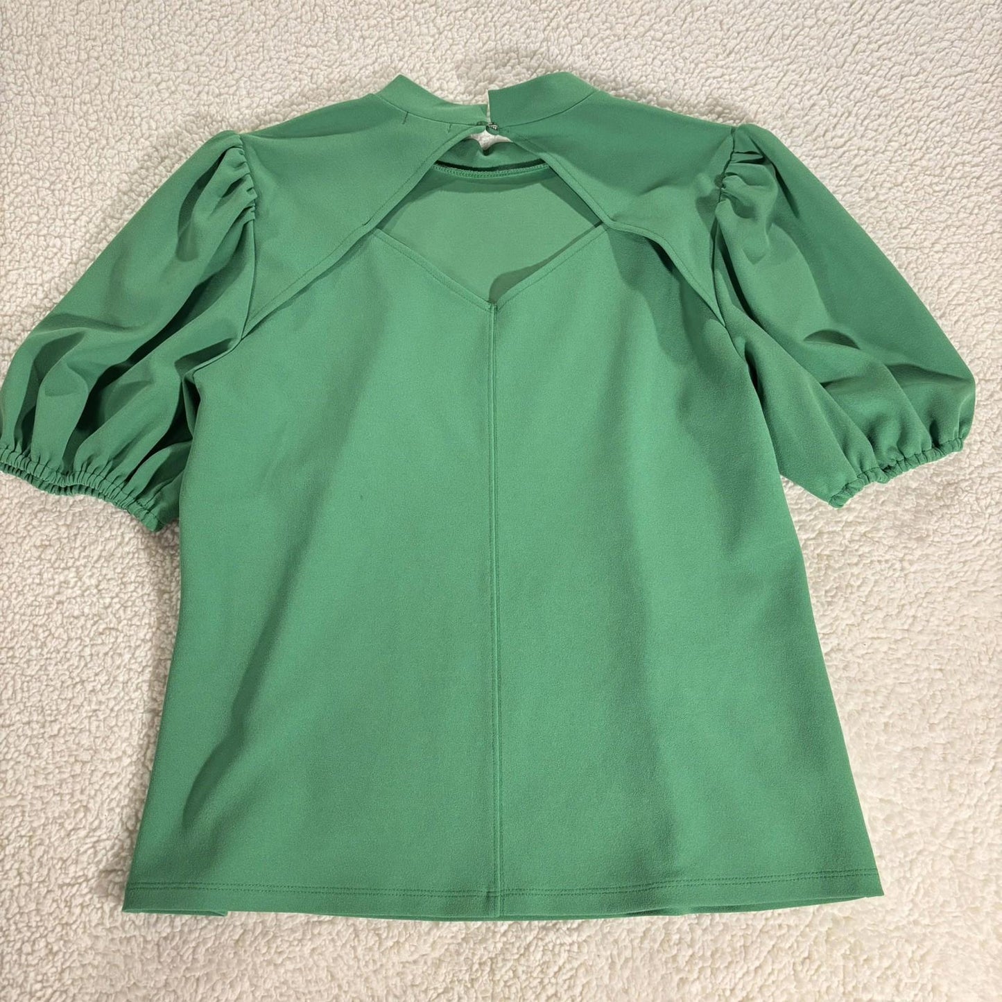 Ann Taylor Puff Sleeve Green Top Blouse Size M EUC Workwear Classic Preppy